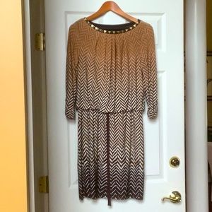 Women’s London Times size 8 brown cream, herringbone, Long sleeves, knee length.